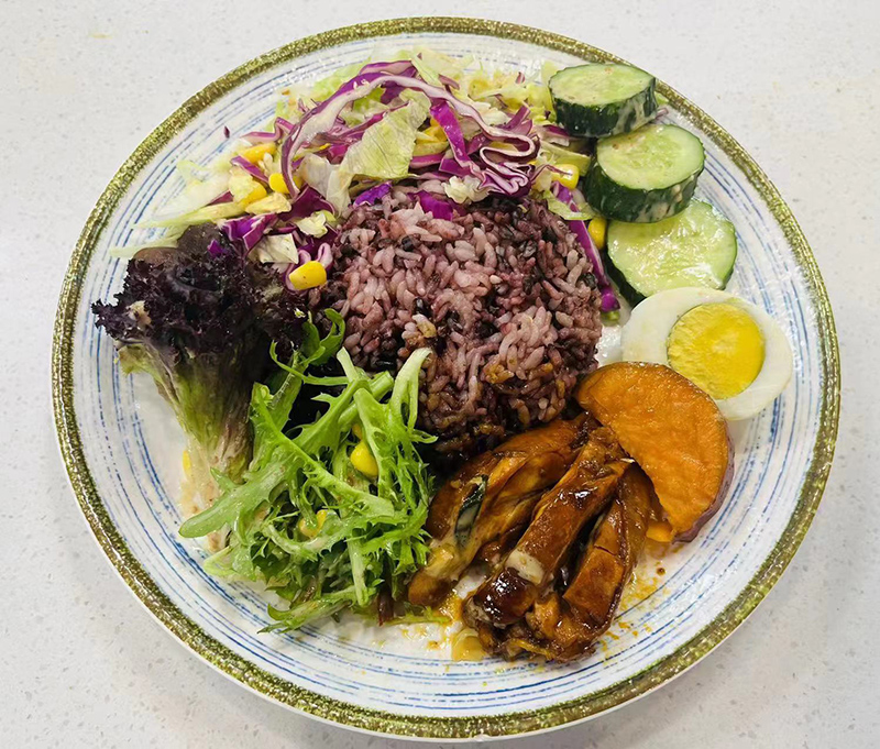 輕食