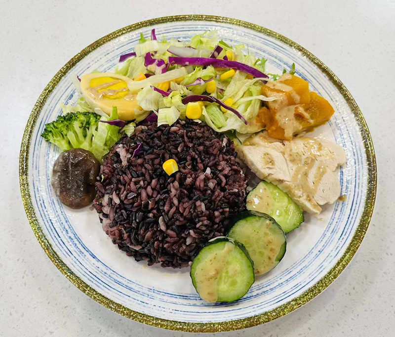 輕食